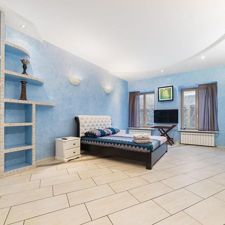 Classical Deribasivska 3-Bedrooms Apartment Oldenburg Bagian luar foto