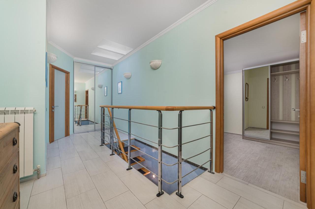 Classical Deribasivska 3-Bedrooms Apartment Oldenburg Bagian luar foto